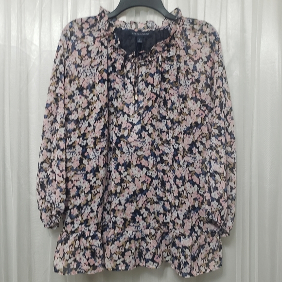 NWT Tommy Hilfiger Sz M Floral Boho Top - Picture 3 of 13